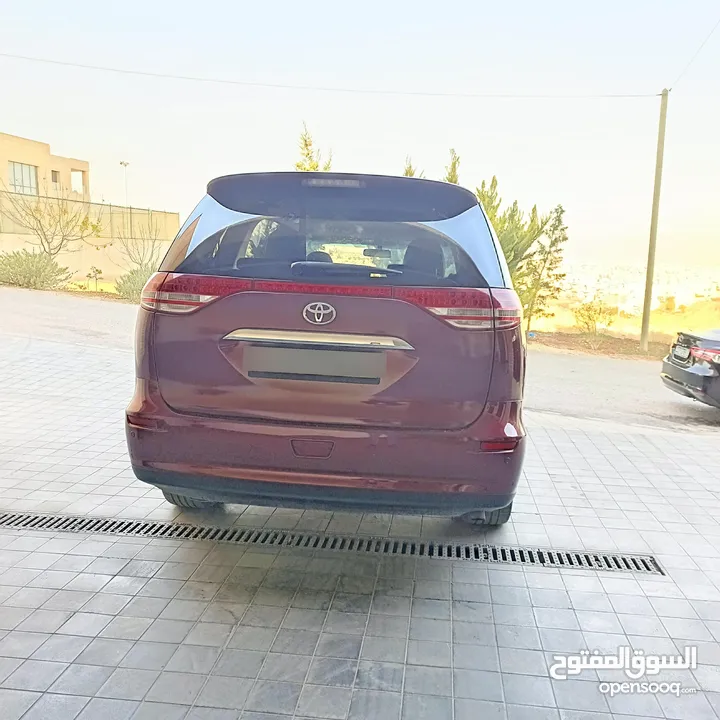 تويوتا بريفيا للبيع