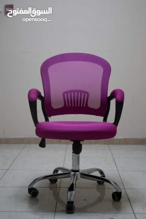 كرسي بالالوان متعدده الراحة والعملية والشكل الجميل
