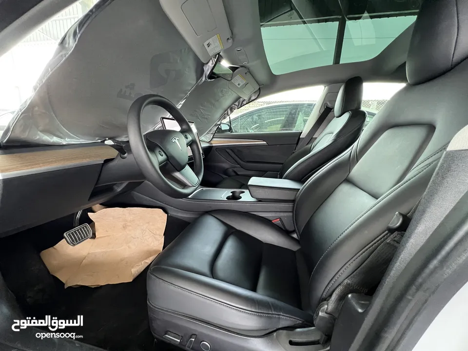 TESLA MODEL 3 2023   Standard Plus  عداد31000 Mile