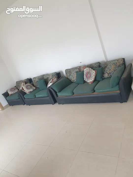 كنبايات صالون او غرفة جلوس للبيع بسعر مغر جدا" لا بل رمزي..عرض جنون فقط لفترة محدودة