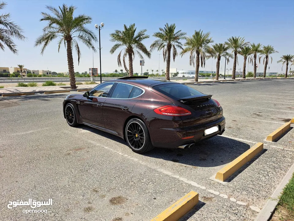 Porsche Panamera S 2014 (Brown)