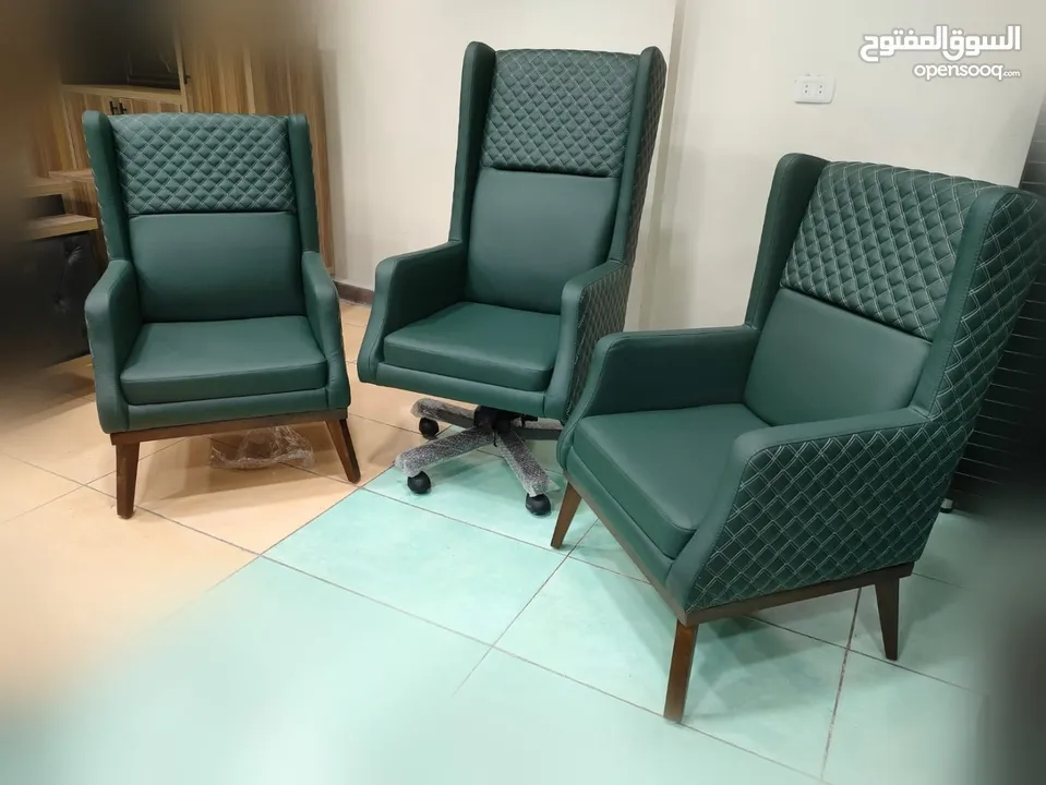 كراسي مدير ملوكي متوفر بعدة الوان