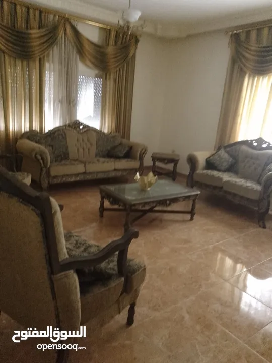 شقة مفروشة فاخرة للإيجار