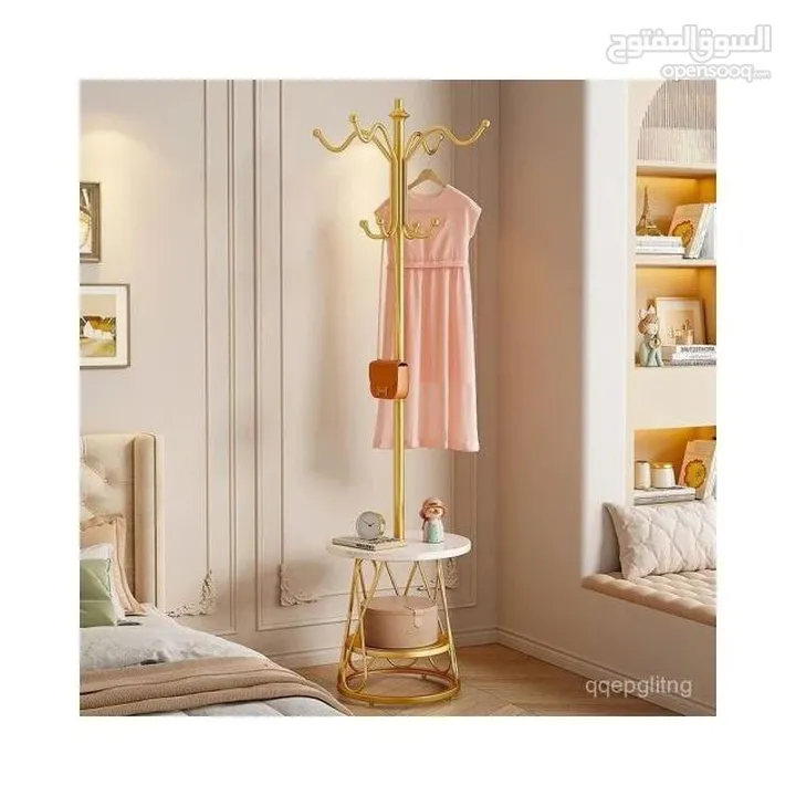 ستاند تعليق مع طاولة جانبية – قطعة فخمة تغيّر شكل غرفتك بالكامل!