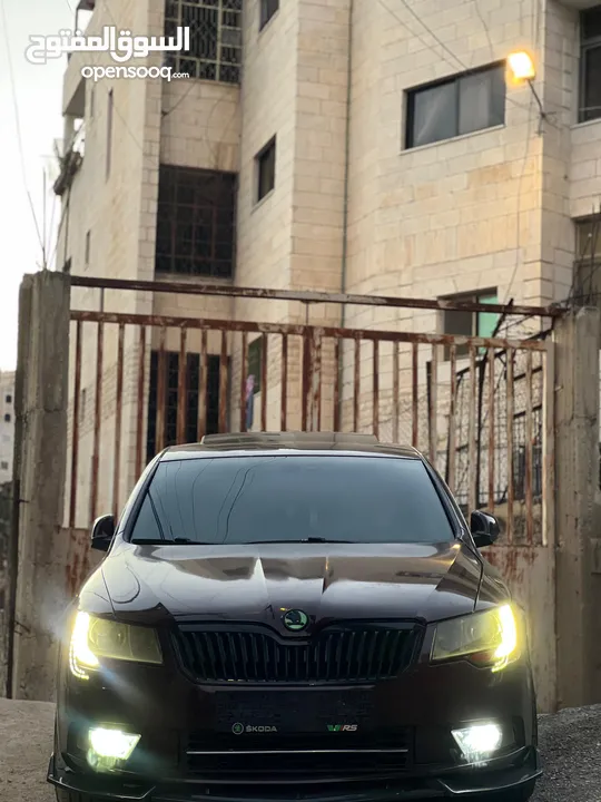 للبيع كاش بسعر حرق او البدل سكودا سوبير فل الفل فتحه سقف كراسي كهرباء برادي لدات اماميه وخلفي
