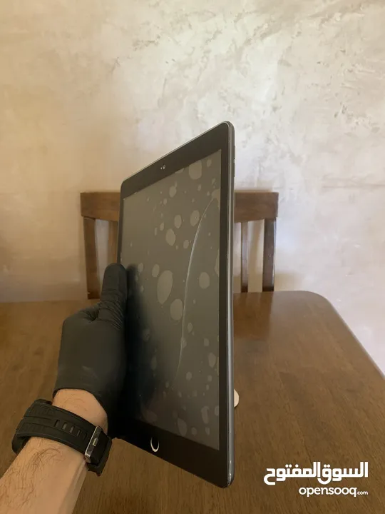 للبيع: iPad الجيل الثامن (iPad 8) – 32GB