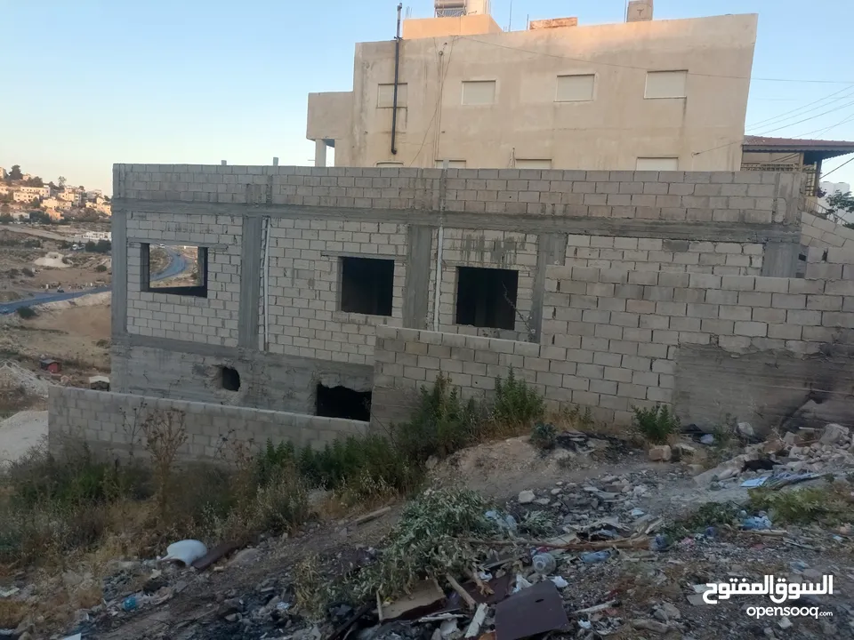 بيت عظم مستقل طابقين للبيع