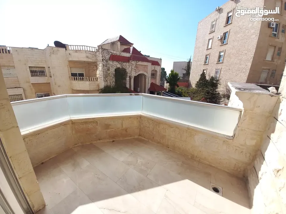 شقه مميزه في أفضل مناطق خلدا للبيع بسعر جدا مميز ( Property ID : 31008 )