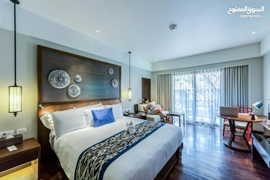 For Rent 4-star Hotel  A Luxurious للإيجار فندق 4 نجوم ملاذ فاخر في قلب بر دبي مفتاحك للرفاهية