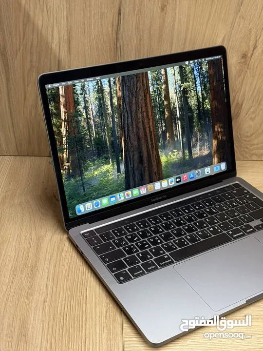 MacBook Pro 2022/ M2-Chip/ 512 SSD/ 8 RAM