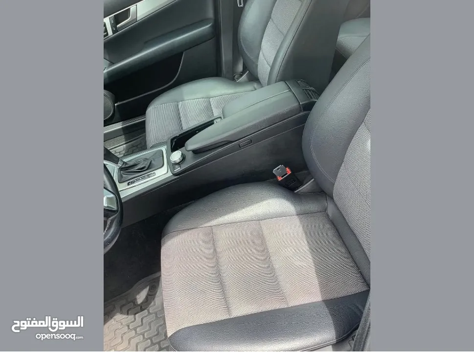 Mercedes c200 بويه شركة فللللللللل مع بانوراما ب الورقه