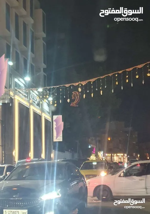 صالة تجارية للإيجار في مدينة طرابلس منطقة زناته جديده علي طريق الرئيسي  ،،، داخل المخطط