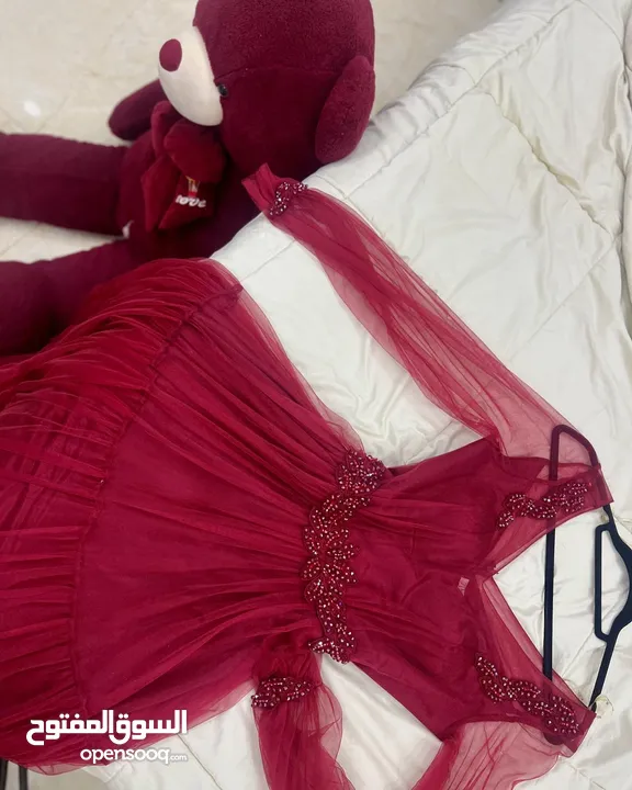 فساتين وبلايز جوده عاليه وأسعار مناسبه