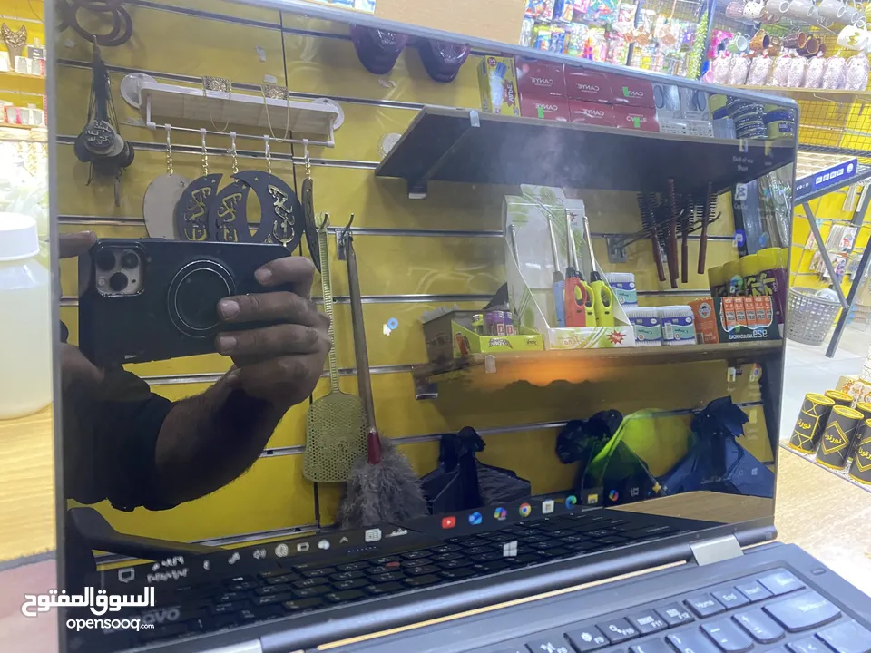 لاب توب Lenovo Thinkpad X1Yoga  ويعمل ايباد