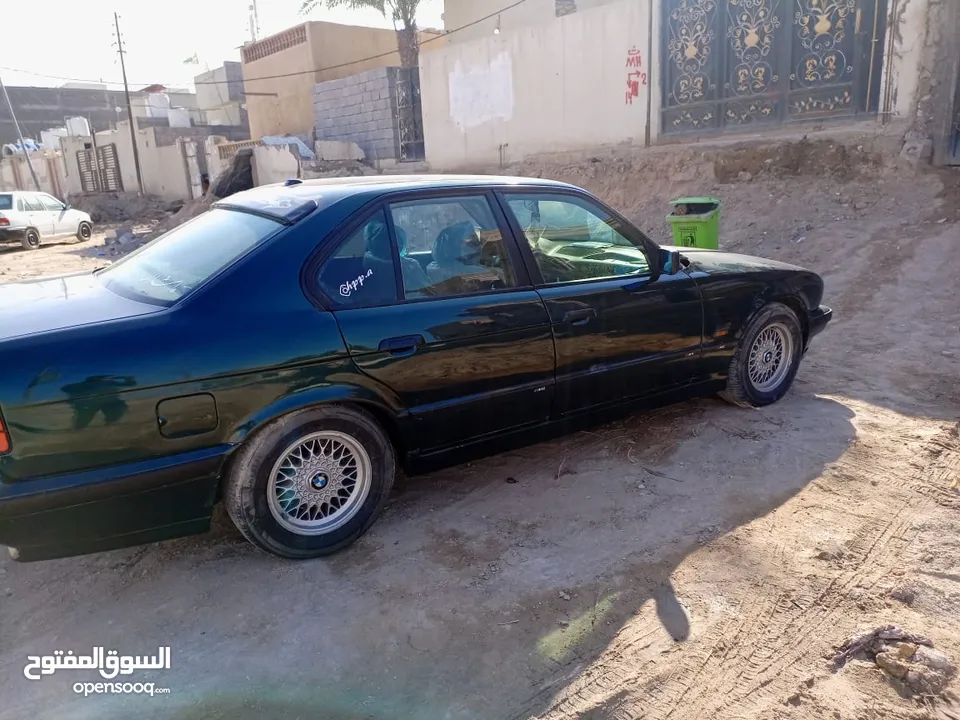 السلام عليكم Bmw للبيع رقم اربيل الون زيتوني السياره جاهزه ونضيفه