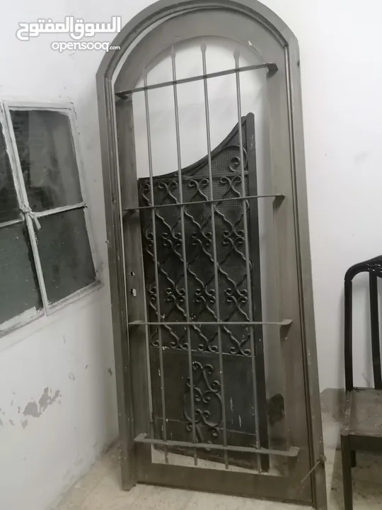 باب حديد جديد حد يد ثقيل نوعية ممتازة للبيع