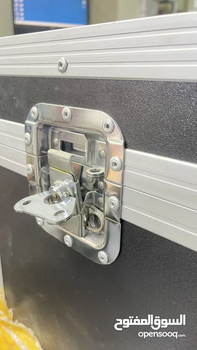 صندوق مقاوم للصدمات