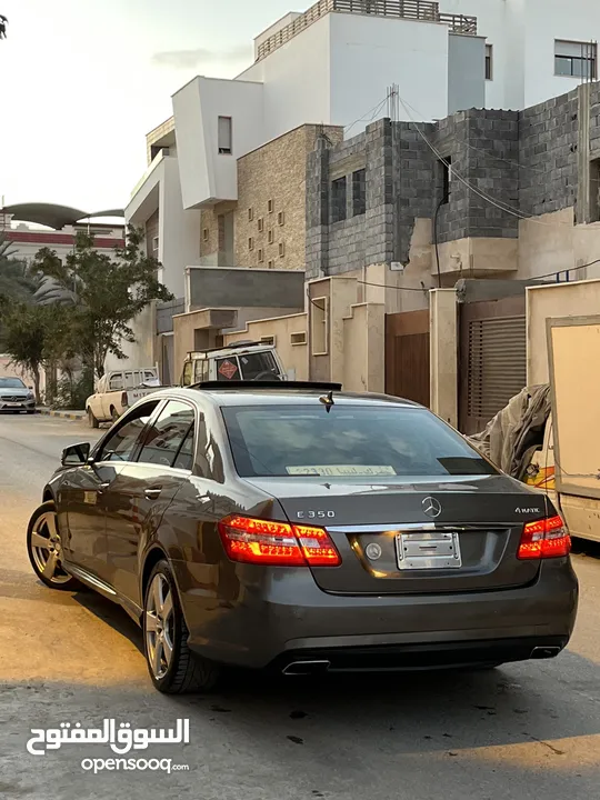 مرسيديس-بنز / E350 w212 جمرك ماشيا 77 الف