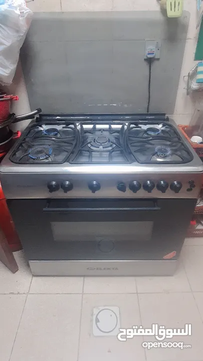cooking range very good condition Working excellent up and inside