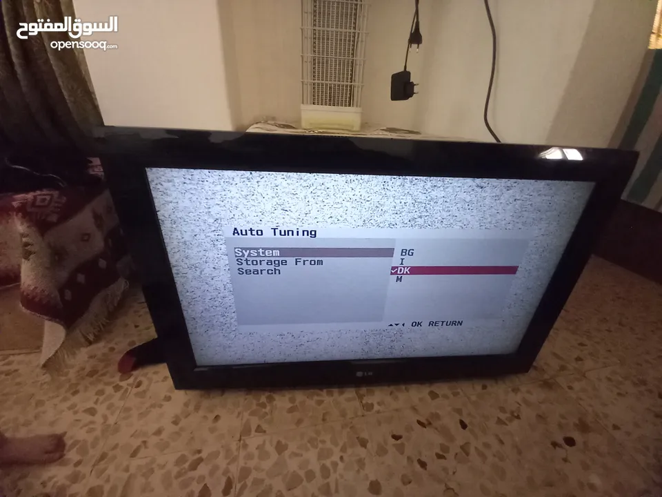 شاشة ال جي 32 انش  ال سي دي شغاله ما بيها اي مشكله