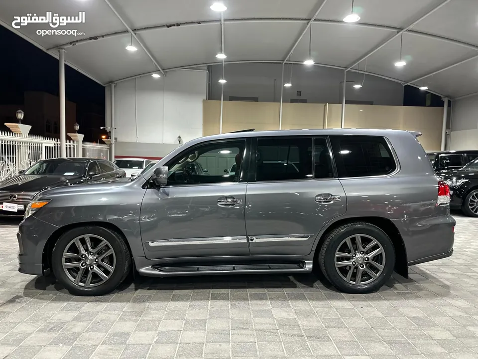 Lexus LX 570 S