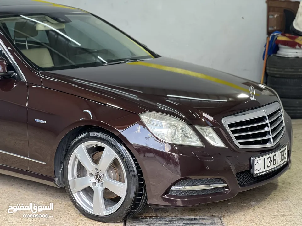 مرسيدس بنز E200 2011 CGI افنجارد كرت ابيض بحالة الوكالة وبسعر مغررريي