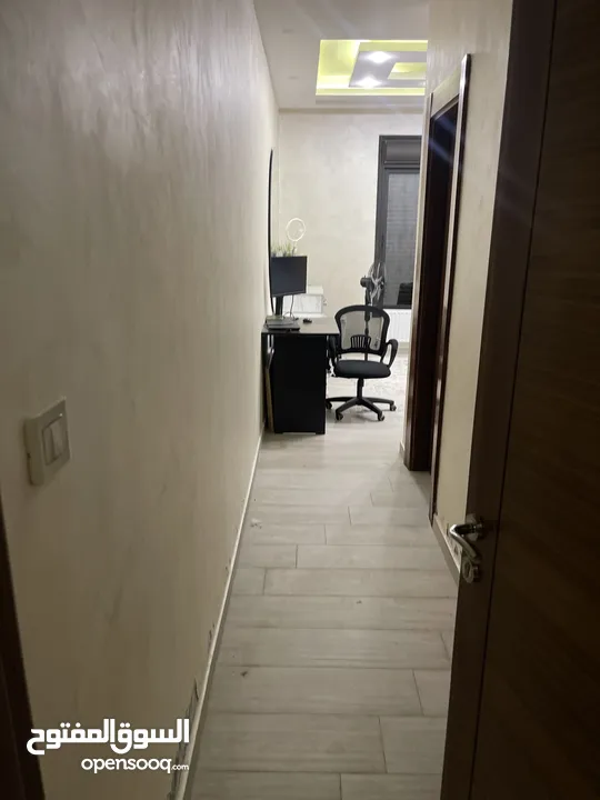 شقه في البنيات للبيع