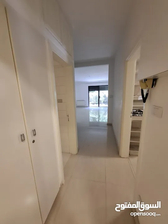 شقة غير مفروشة للإيجار  ( Property 43170 )-174836195