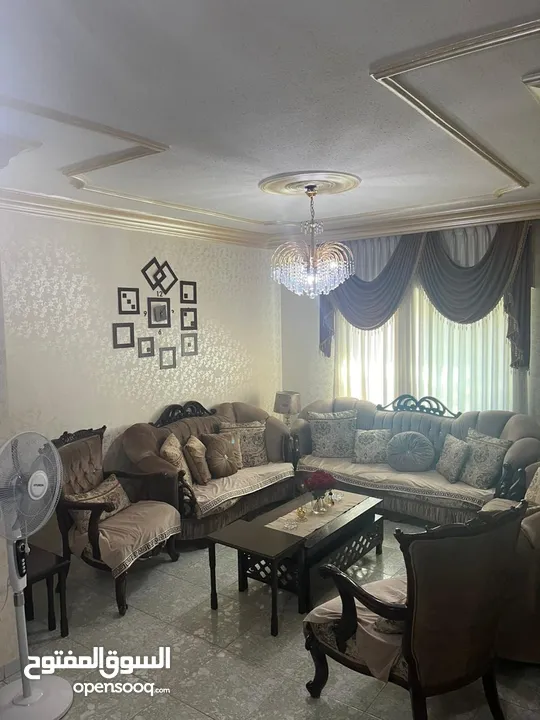 شقة طابق ارضي مساحة 165 متر للبيع بسعر مغري جدا