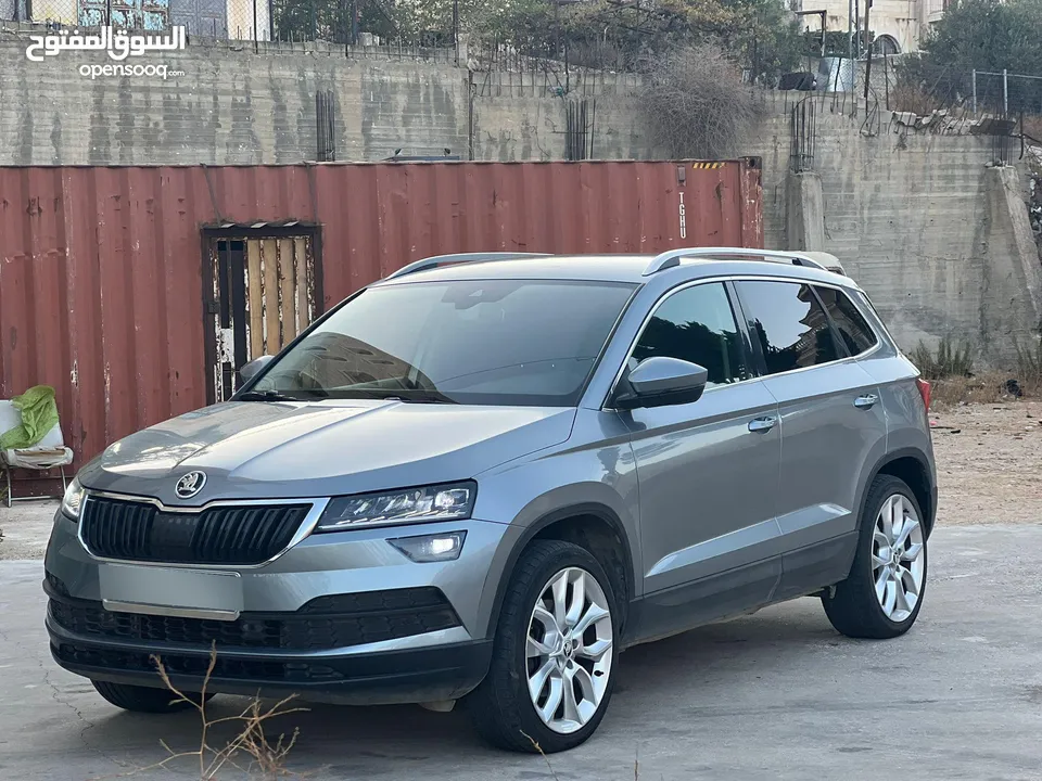 سكودا كاروك ترخيص 2019 دهان شركة