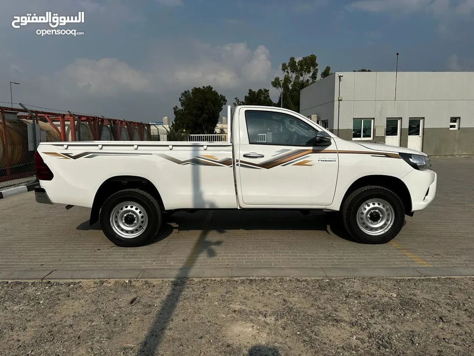 TOYOTA HILUX SINGLE CAB 2.7L 4*4 MANUEL TRANSMISSION