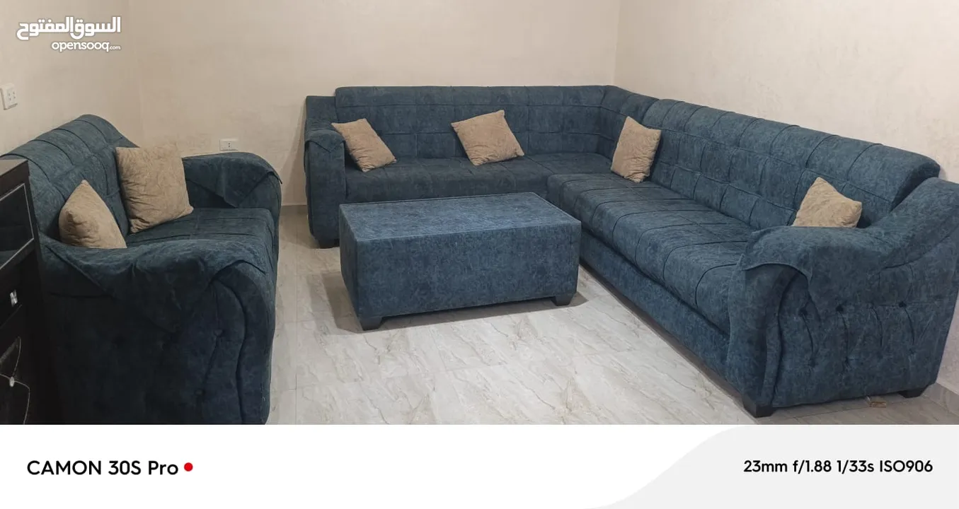 طقم كورنر 9مقاعد مستعمل مع طاوله وسط