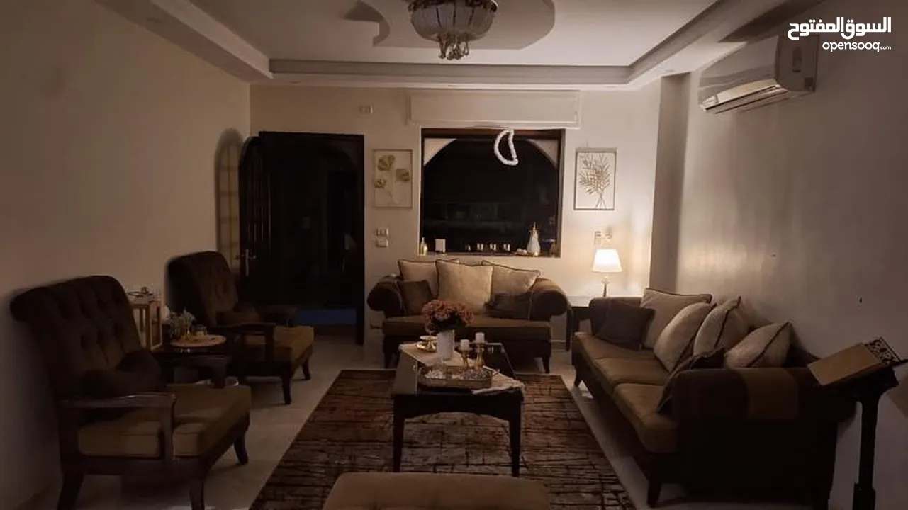 طقم كنب + طاولات مستخدم بحالة جديد انيق