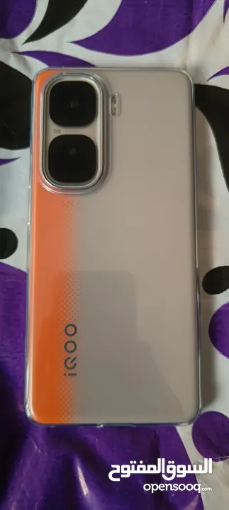 Vivo IQoo Neo 10 . 5G