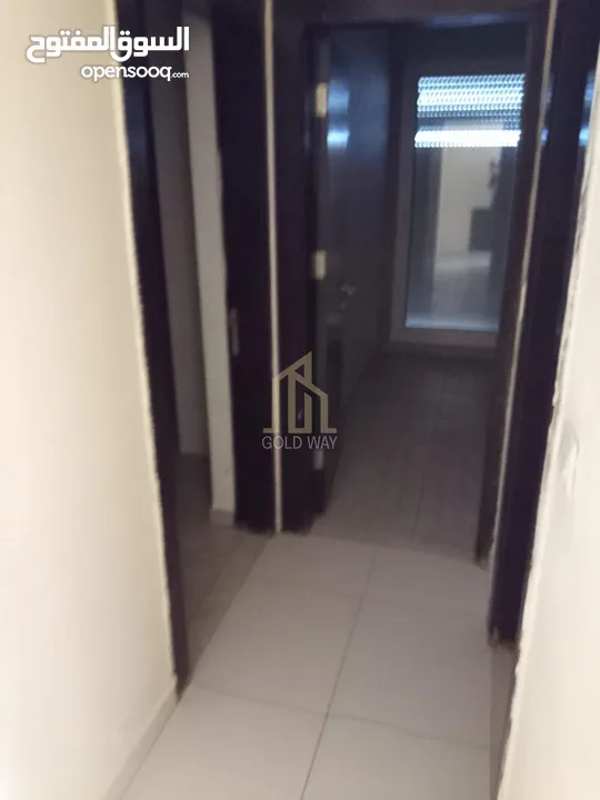 في أجمل مناطق الرابيه شقة طابق ثالث للبيع 249م بسعر مميز / ref 9545