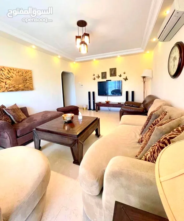 فيلا مفروشة للإيجار  ( Property 39526 )