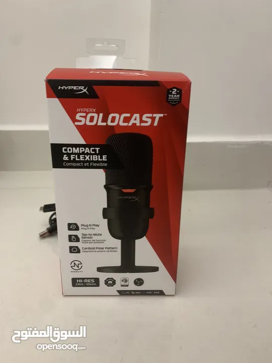 Hyperx solo cast microphone and stand