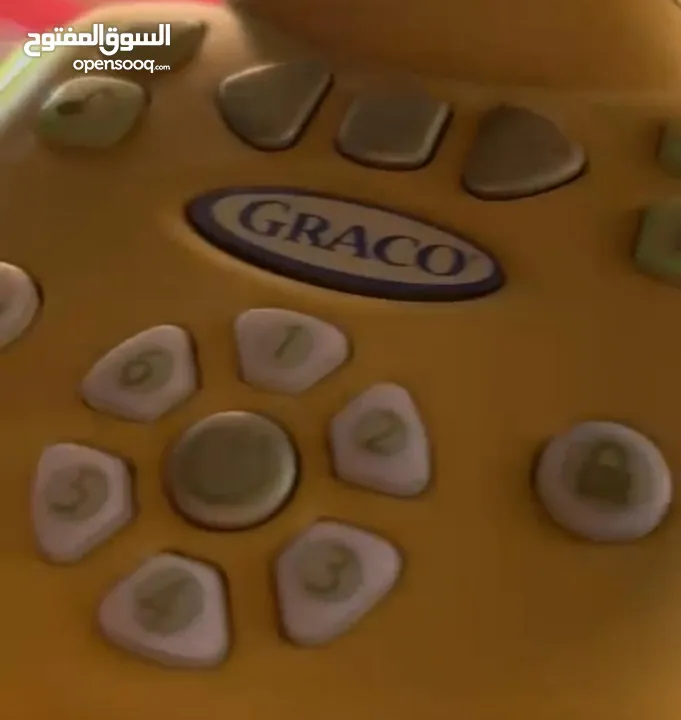 كرسي بيبي هزاز على الكهرباء
