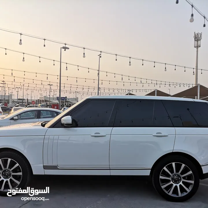 Range Rover HSE Model 2015 GCC specifications