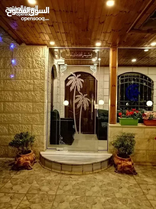 اعمال زجاج وسكريت