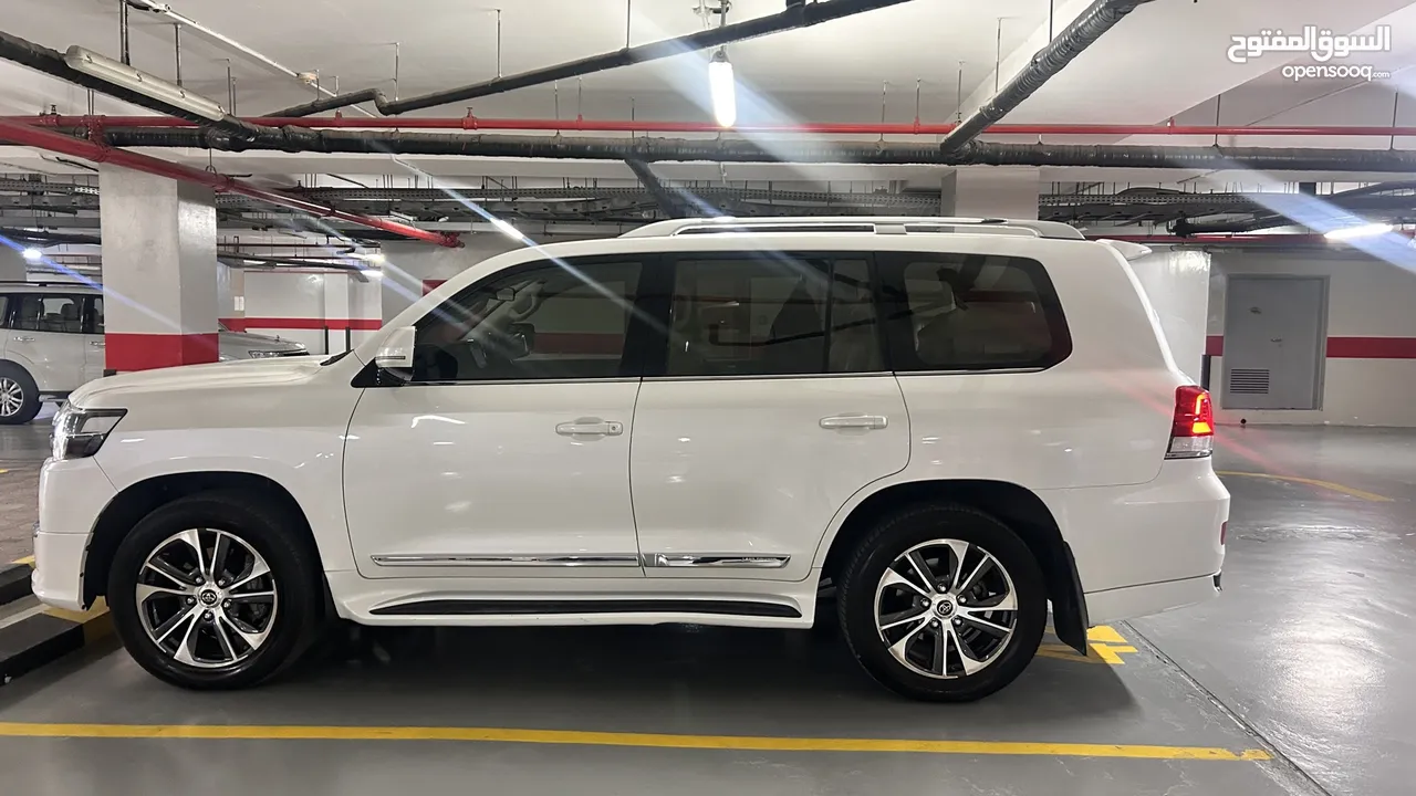 2020 GXR Land Cruiser