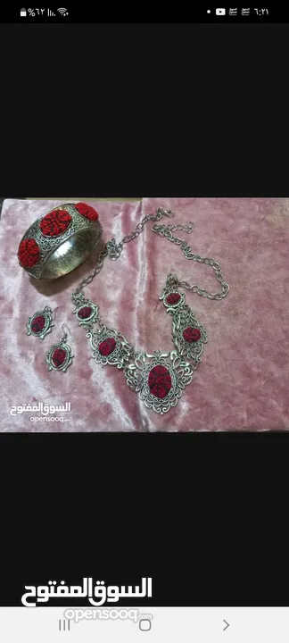 احذية زارا وشارلز اند كيت وغيره جديد ومستعمل