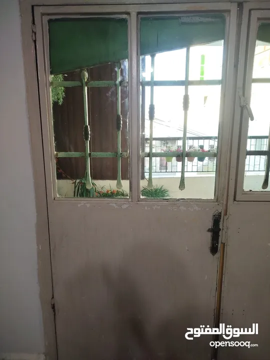 باب حديد ثقيل للبيع بسعر مغري