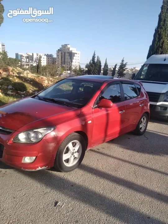 هونداي i30 ديزل غيار عادي بحالة ممتازة