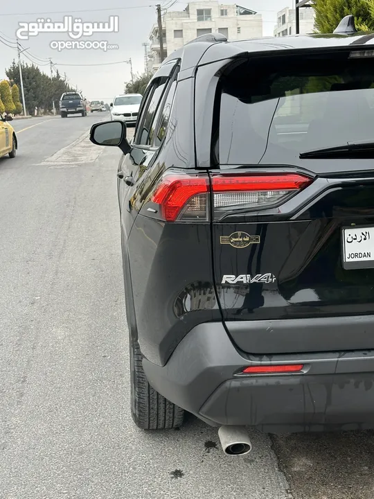 TOYOTA RAV4 HYBRID 2021 XLE