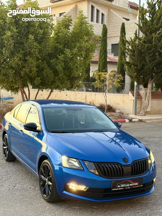 سكودا اوكتافيا للبيع اصل شركة  السيارة زي ما هي بالصور  البيع كاش او تقسيط