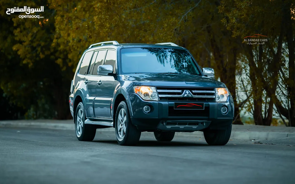 MITSUBISHI PAJERO  2008 Grey Excellent Condition