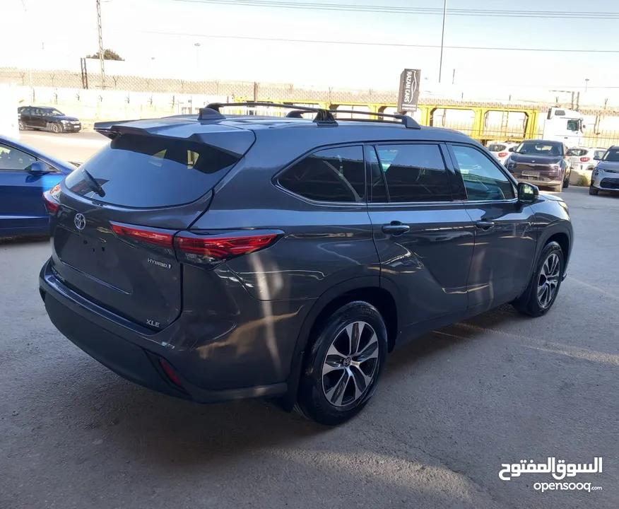 تويوتا هايلاندر موديل 2022 فل مع فتحة  اقساط على الهوية فقط