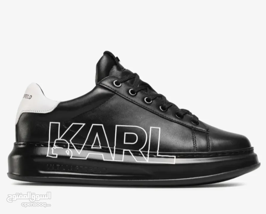 KARL LAGERFELD.....