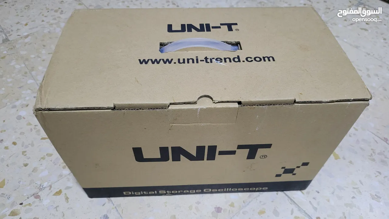 UNI-T Oscilloscope 2 channel 100MHz